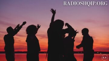 [ID: 3iUY4mR2UlU] Youtube Automatic